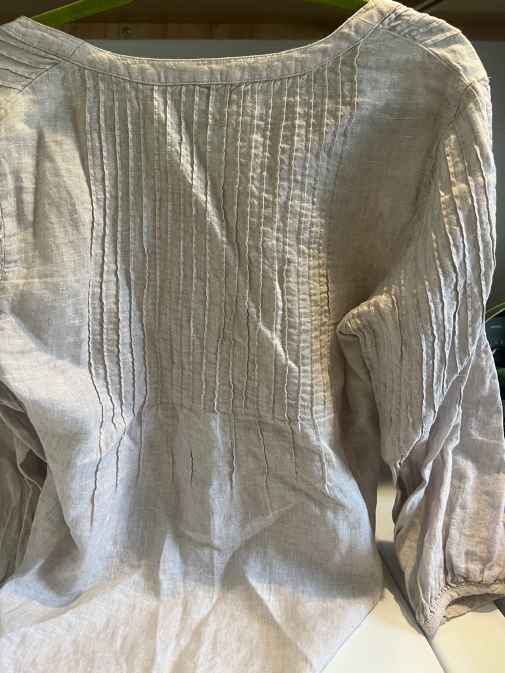 Vineyard Vines Soft Linen Pintuck V-Neck Top - Light Beige - Picture 6 of 6